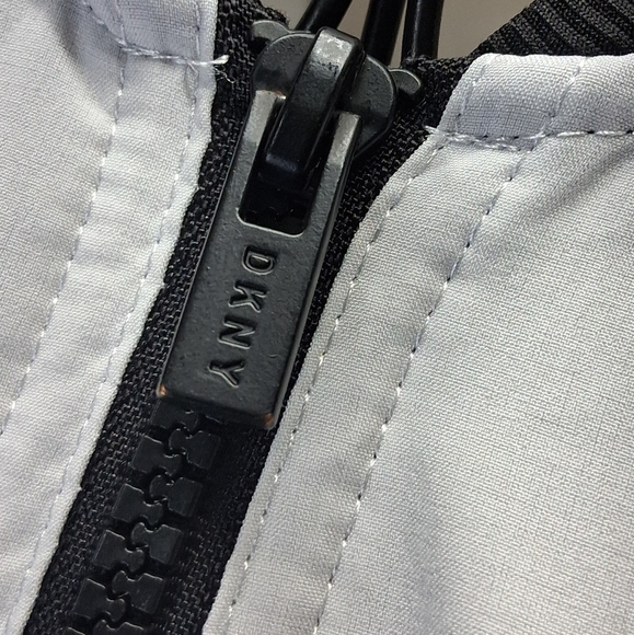 NWOT DKNY Sport Women's S Logo Bomber Jacket Ribbed Cuffs Hem Cream Black - Picture 9 of 15